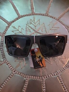 Men’s Black Square Sunglasses